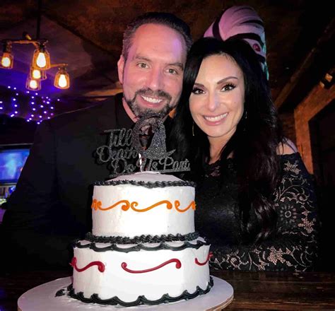 Nick groff first wife - New Parents Nick Groff is a married man for a second time. He exchanged vows with actress Tessa DelZoppo on 22 October 2021. They welcomed a baby boy named Luciano Groff, on April 12, 2022. First Wedding Previously, Nick was married to his longtime girlfriend Veronique Roussel. They dated each other for several years before their marriage.